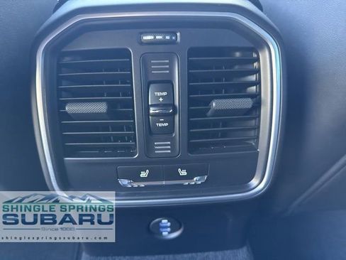 Used 2022 Porsche Macan AWD/4WD image 27