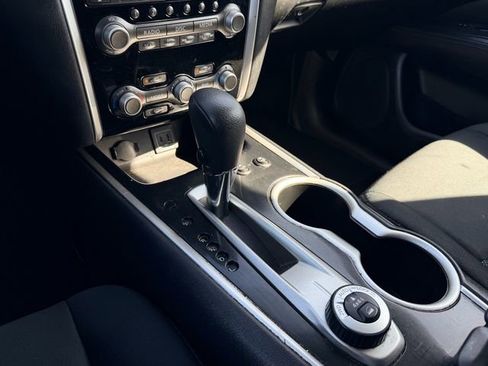 Used 2019 Nissan Pathfinder S image 21