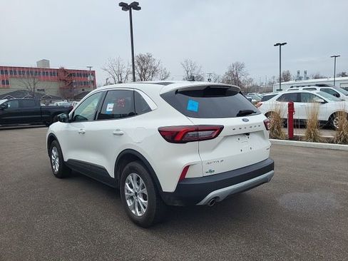 Used 2023 Ford Escape Active image 5