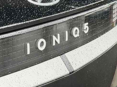 Used 2024 Hyundai Ioniq 5 SEL AWD/4WD image 34