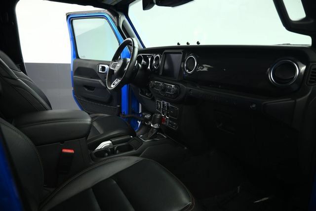 Used 2022 Jeep Wrangler Unlimited Rubicon w/ Trailer Tow Package AWD/4WD image 59
