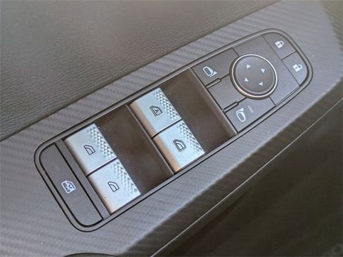 Used 2022 Mitsubishi Outlander ES image 22