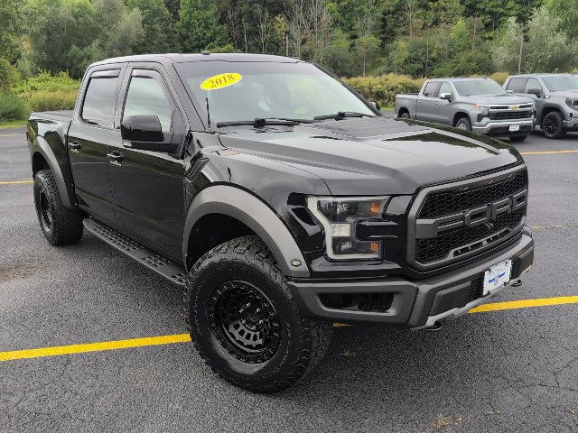 Used 2018 Ford F150 Raptor w/ Equipment Group 802A Luxury AWD/4WD image 8
