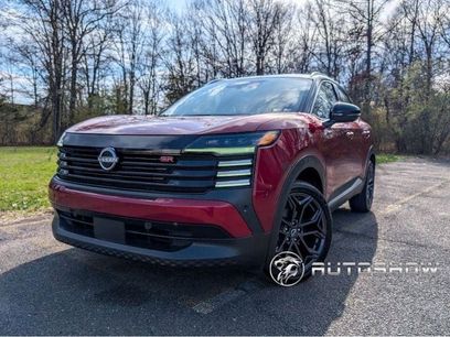 Used 2025 Nissan Kicks SR w/ SR Premium Package