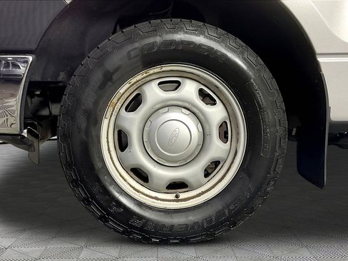 Used 2013 Ford F150 XL w/ Mid Equipment Group RWD image 28