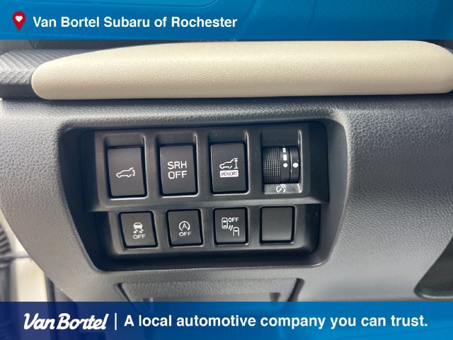 Certified 2023 Subaru Forester Limited AWD/4WD image 17