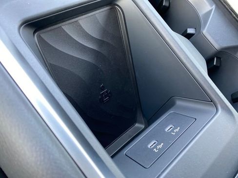 New 2026 Nissan Armada SL w/ Captain's Chari Seat Package image 18