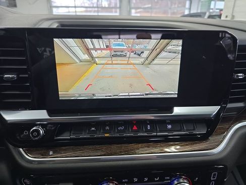 New 2026 GMC Sierra 1500 Elevation image 16