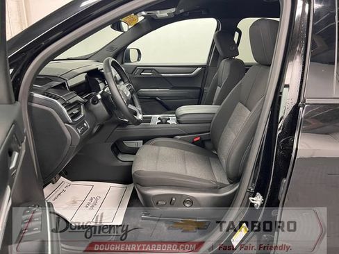 Used 2025 GMC Acadia Elevation FWD image 31