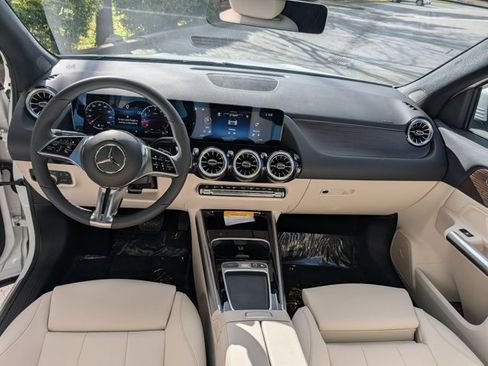 Used 2026 Mercedes-Benz GLA 250 4MATIC image 19