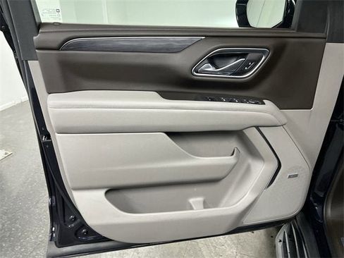 Certified 2023 GMC Yukon SLT w/ SLT Premium Package image 22