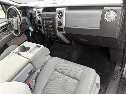 Used 2011 Ford F150 XLT w/ XLT Chrome Pkg image 19