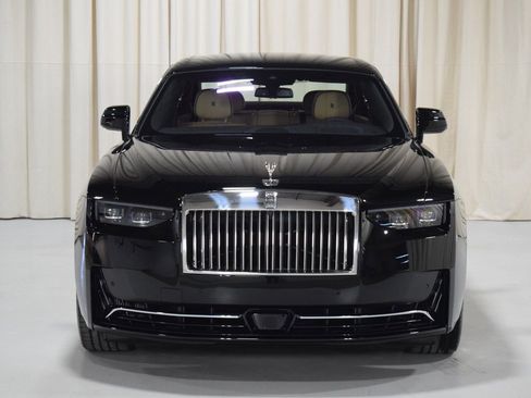 New 2026 Rolls-Royce Ghost AWD/4WD image 9