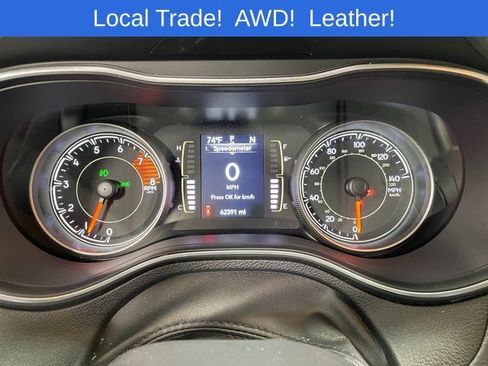 Used 2020 Jeep Cherokee Latitude Lux w/ Comfort/Convenience Group AWD/4WD image 15