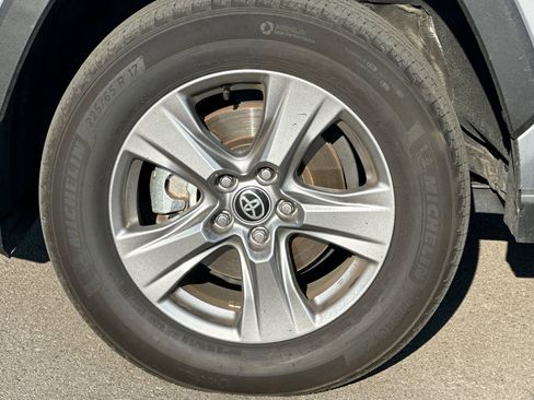 Used 2024 Toyota RAV4 XLE image 47