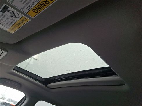 Certified 2022 Honda Pilot Special Edition image 10