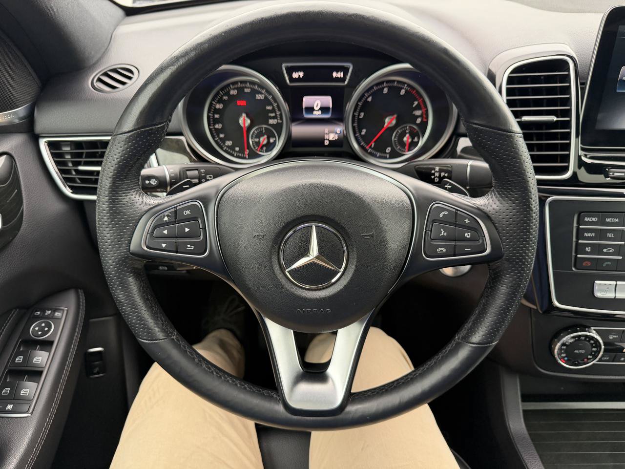 Used 2017 Mercedes-Benz GLE 350 4MATIC image 24