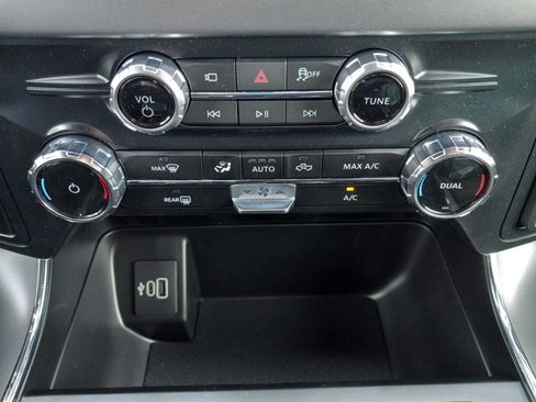 New 2026 Ford F150 XLT w/ XLT Black Appearance Package RWD image 19