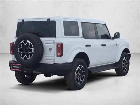 New 2026 Ford Bronco Outer Banks image 2