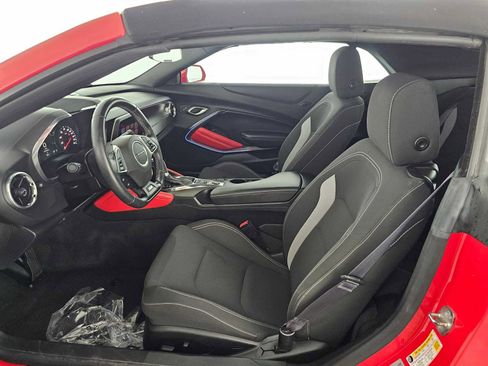 Used 2016 Chevrolet Camaro SS image 17