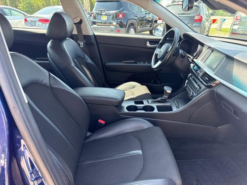 Used 2020 Kia Optima S FWD image 22