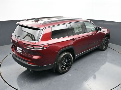 New 2026 Jeep Grand Cherokee L 4WD image 36