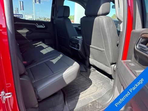 Used 2025 GMC Sierra 1500 Elevation w/ Elevation Premium Package AWD/4WD image 7