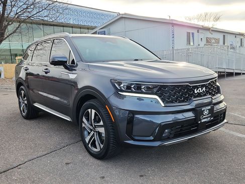Used 2023 Kia Sorento SX Prestige image 7