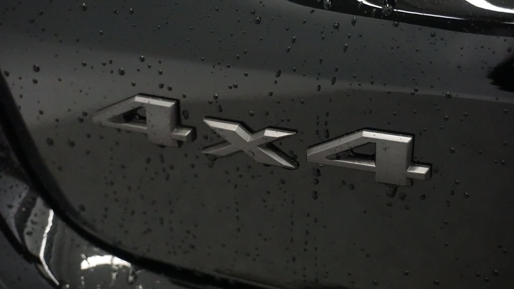 New 2026 Jeep Compass Latitude AWD/4WD image 21