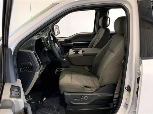 Used 2017 Ford F150 XLT w/ Equipment Group 302A Luxury RWD image 18
