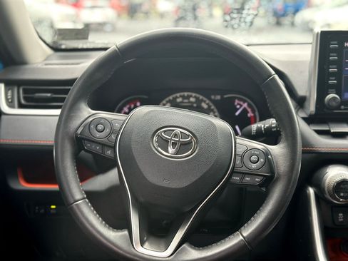 Used 2020 Toyota RAV4 Adventure image 9