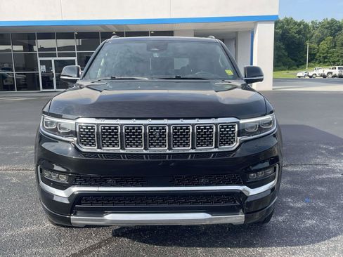 Used 2022 Jeep Grand Wagoneer Series I AWD/4WD image 12