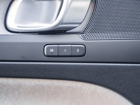 New 2026 Volvo XC40 B4 Plus w/ Protection Package Premier image 39