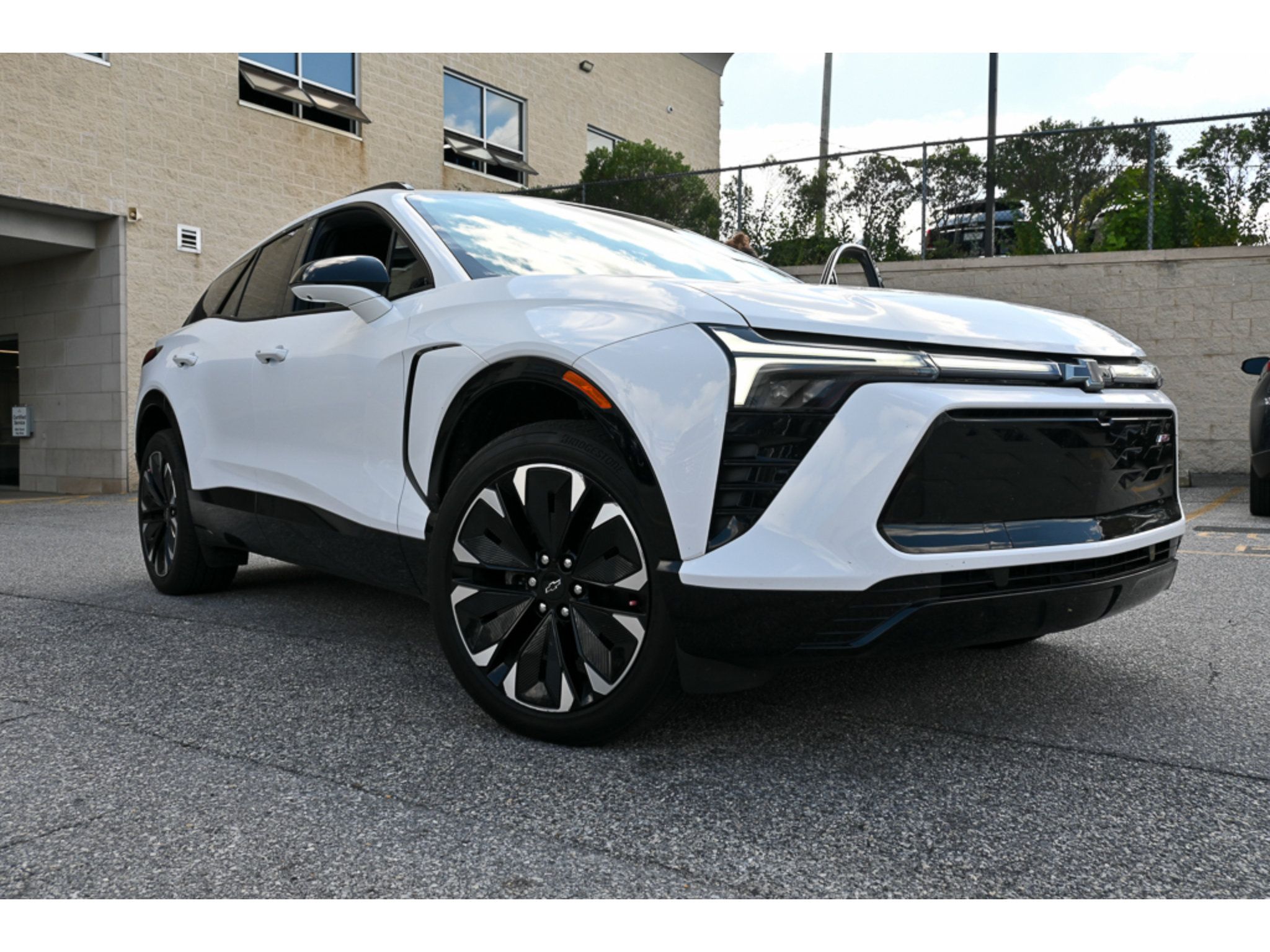Used 2024 Chevrolet Blazer EV RS AWD/4WD image 2