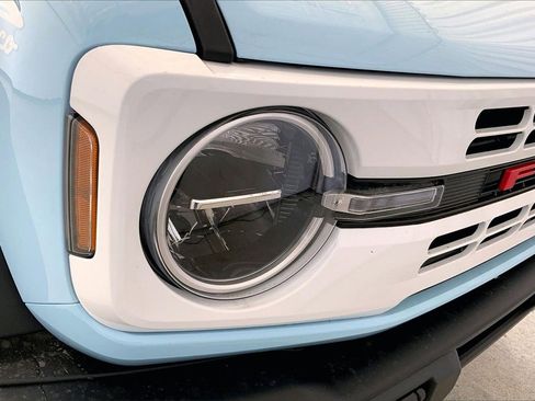 Certified 2025 Ford Bronco Heritage Edition image 12