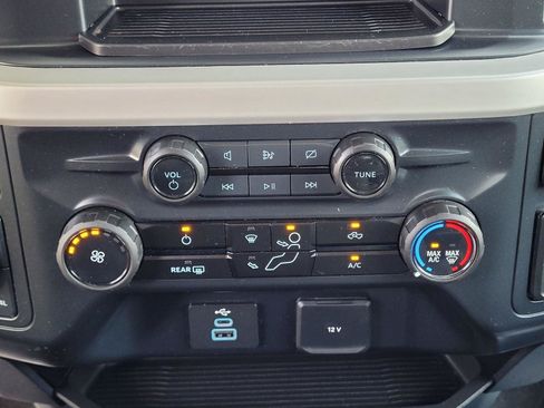 Used 2024 Ford F250 XL w/ STX Appearance Package AWD/4WD image 27