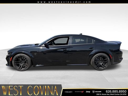 Used 2022 Dodge Charger SRT Hellcat w/ Harman/Kardon Audio Group RWD image 6