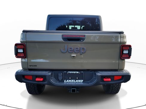 Used 2020 Jeep Gladiator Rubicon image 6
