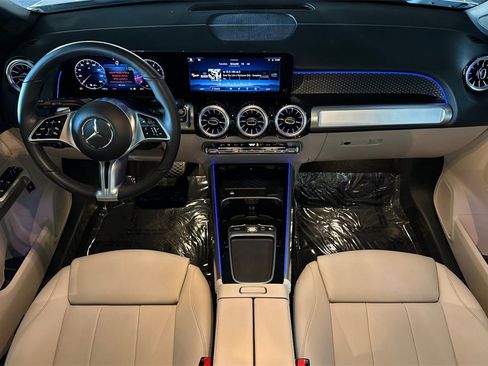 Certified 2025 Mercedes-Benz GLB 250 4MATIC image 16