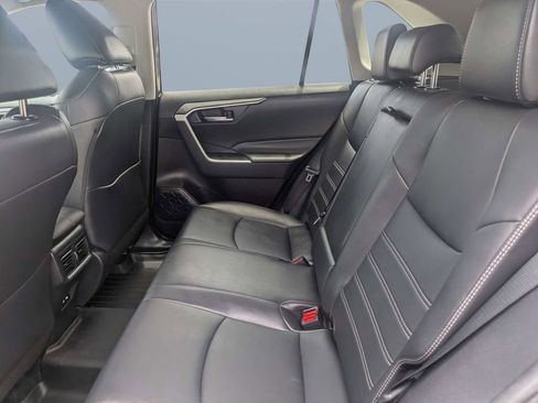 Used 2021 Toyota RAV4 XLE Premium FWD image 14