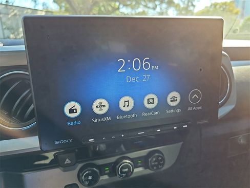 Used 2018 Toyota Tacoma SR5 image 26