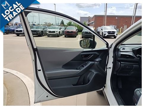 Used 2024 Subaru Crosstrek 2.0i Premium image 11
