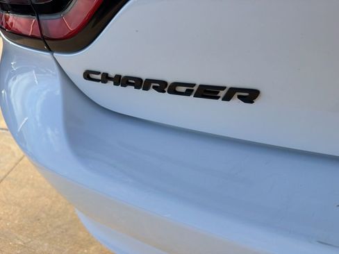 Used 2019 Dodge Charger SXT w/ Blacktop Package RWD image 10