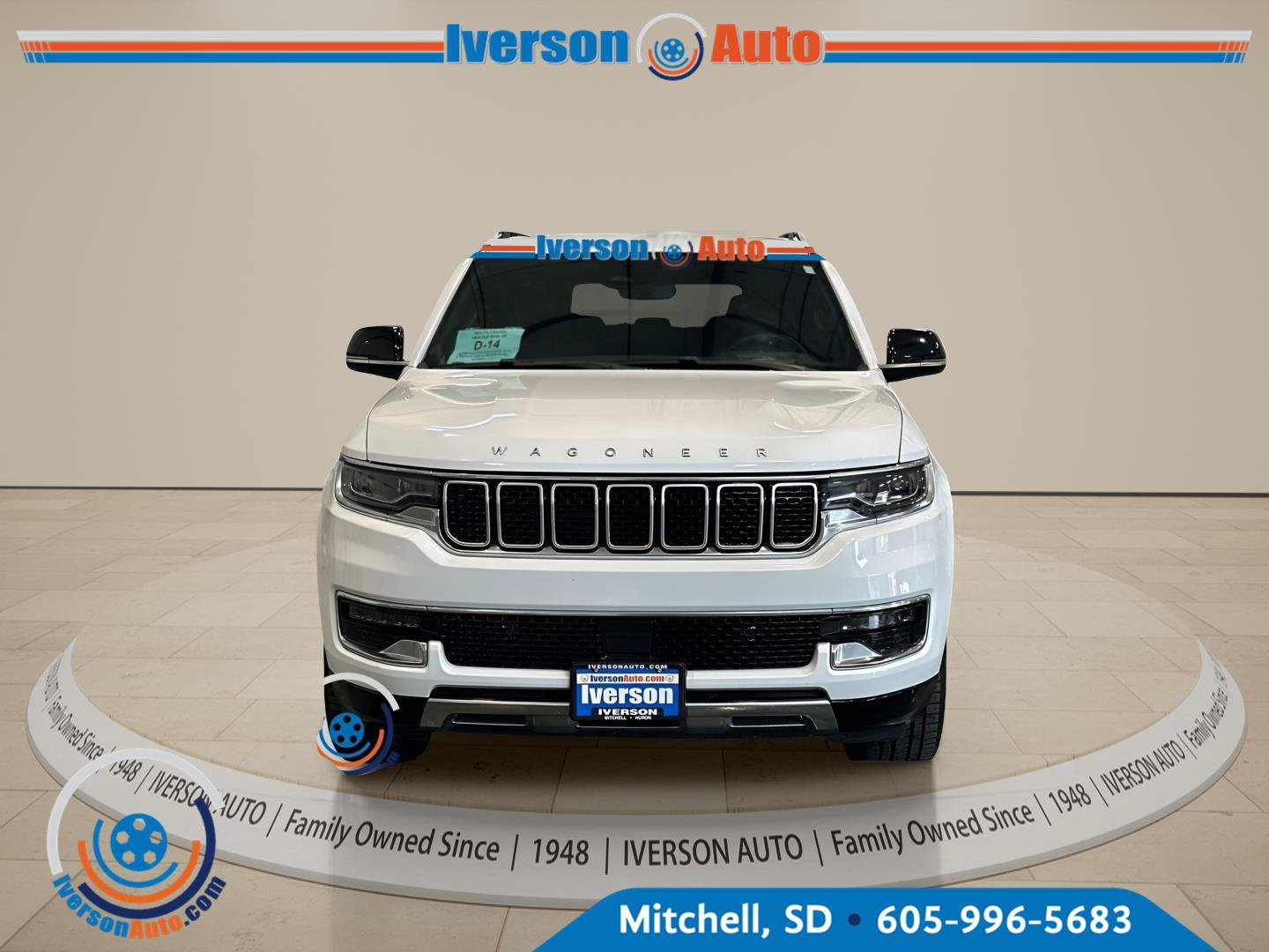 Used 2024 Jeep Wagoneer L Series III w/ Flexible Seating Group AWD/4WD image 3
