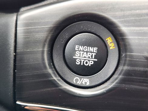 Used 2020 Jeep Grand Cherokee Limited X image 18