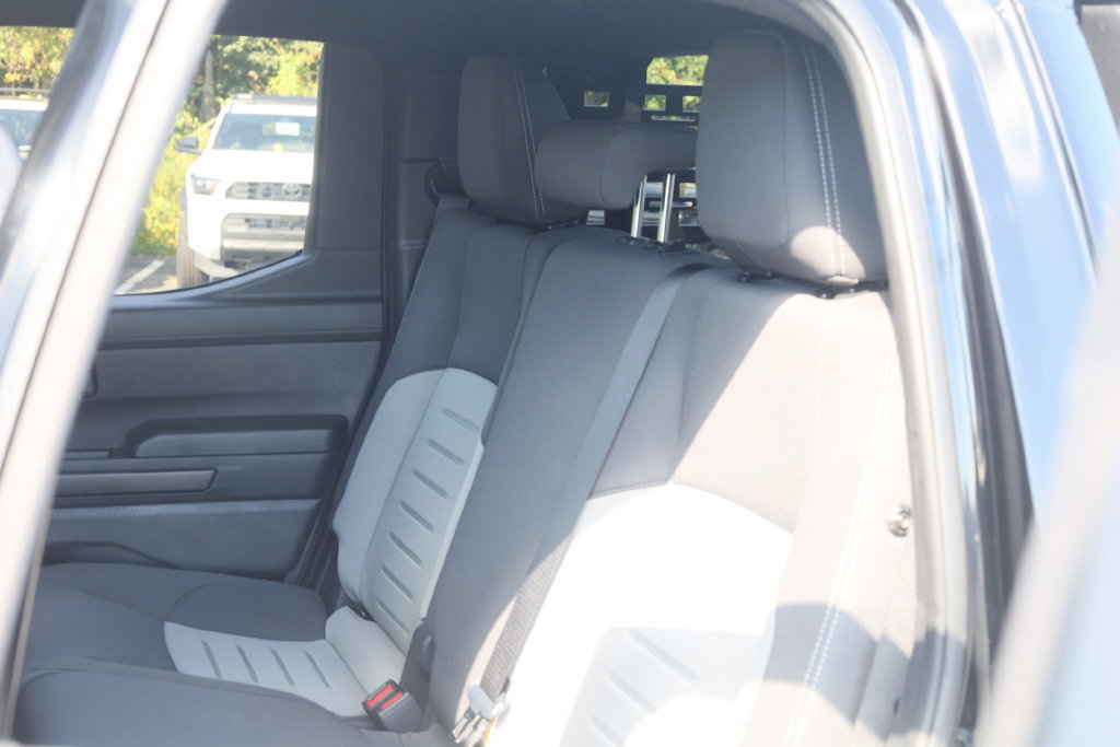 Used 2025 Toyota Tacoma TRD Sport AWD/4WD image 20