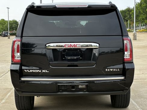Used 2015 GMC Yukon XL Denali w/ Touring Package RWD image 9