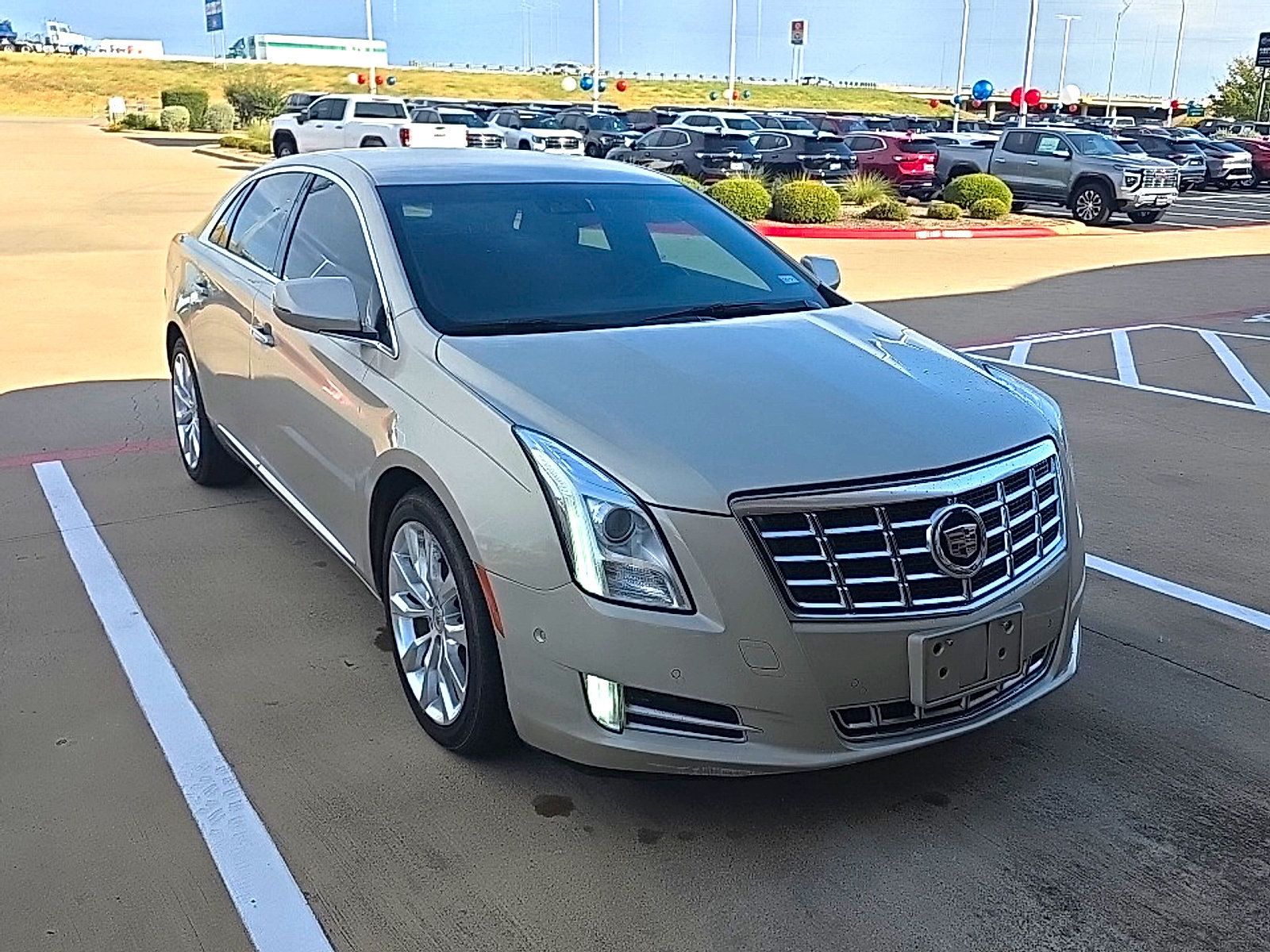 Used 2015 Cadillac XTS Luxury w/ Driver Awareness Package FWD image 6