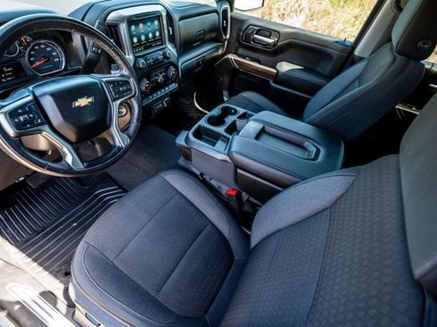 Used 2020 Chevrolet Silverado 1500 LT w/ Texas Edition image 4