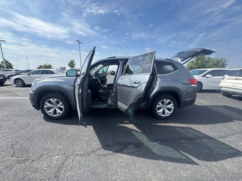 Used 2018 Volkswagen Atlas SE AWD/4WD image 9